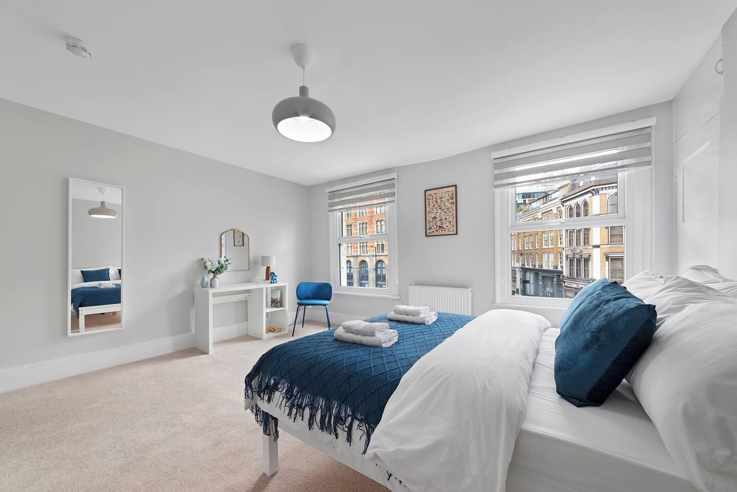 4 bedrooms, desk, iron/ironing board, free WiFi