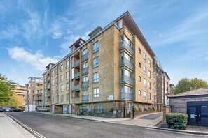 Exterior - Elmfield Way W9 🚇 Westbourne Park  🚇 Warrick Ave (London)