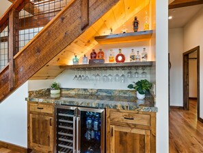 Interior - Magical Sunset and Vineyard Views (Santa Rosa)