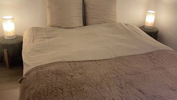 Strykejern/-brett, wi-fi og sengetøy