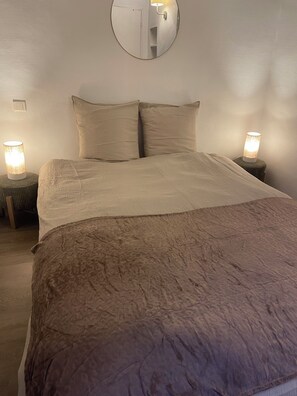 Strykejern/-brett, wi-fi og sengetøy