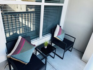 Terrace/patio - spacious home perfect for families with room for everyone to spread out. (Orlando)