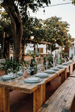 Outdoor dining