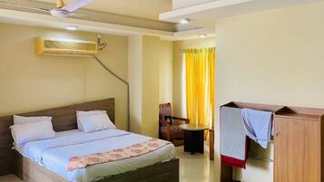 واي فاي مجانًا وملاءات أسرّة