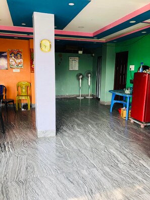 Interior entrance - Umananda Hotel and Lodge (Birtamod)