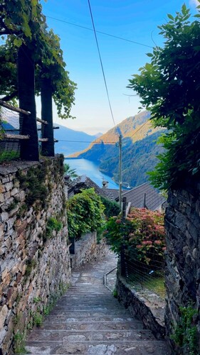 Stylish Hideaway in Verzasca Valley - dogs welcome