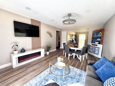 The Sofia-Cozy 2-bedroom villa with a king-sized bed, complimentary bikes.