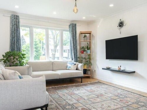 Spacious Family Home | 15 Min Downtown, Near Dix30