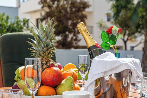 Perle Di Gio Coastal Luxury Villa. The joy of Luxury living close to the Sea