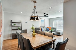 Dining - Superhost 3BR Pool Escape near Old Town & PHX (Phoenix)