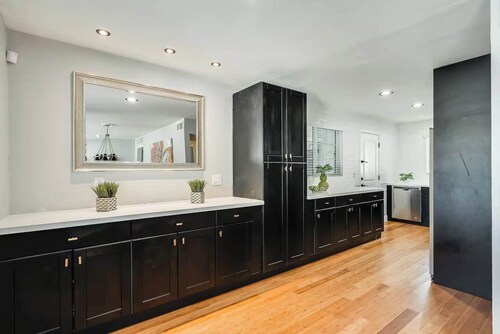 Superhost 3BR Pool Escape near Old Town & PHX