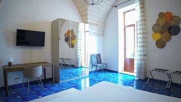 Casa adosada, balcón, vistas a la ciudad | Ropa de cama de alta calidad, edredones de plumas, caja fuerte