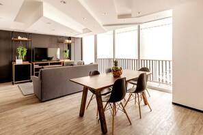 Interior - Renovated Condesa apt on Amsterdam: Modern & Cozy! (Ciudad de México)
