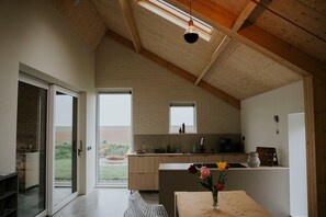 Private kitchen - B&B Sleeping in the kapschuur (FOLKLORE 2-4 persons room) near Schokland and Urk (kraggenburg)