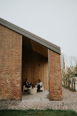 テラス / パティオ. FOLKLORE B&B room for 2-4 persons near Schokland and Urk