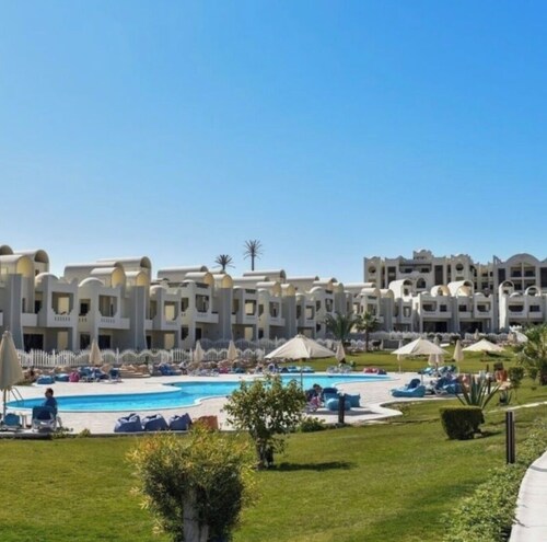 Sahl Hasheesh Finest Chalet Gravity 5 star beachfront hotel - NON EGYPTIAN ONLY