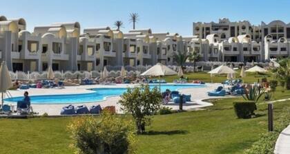 Sahl Hasheesh Finest Chalet Gravity 5 star beachfront hotel - NON EGYPTIAN ONLY
