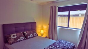 Room - Dalyellup Guesthouse - Entire Holiday Home (Dalyellup)