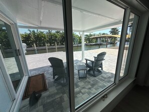 Interior - Palm Grove Paradise. Beautiful Waterfront 3-bedroom house in quaint Englewood (Englewood)