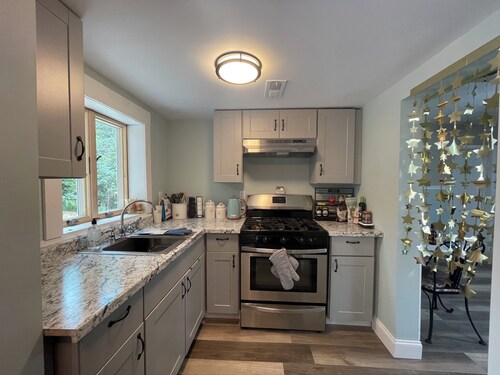 Charming 2-bedroom house in soothing West Milford near 30min to Mountain Creek