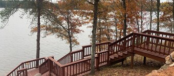 4-bedroom cabin on enchanting Cranberry Lake with access to the Minong Flowage
