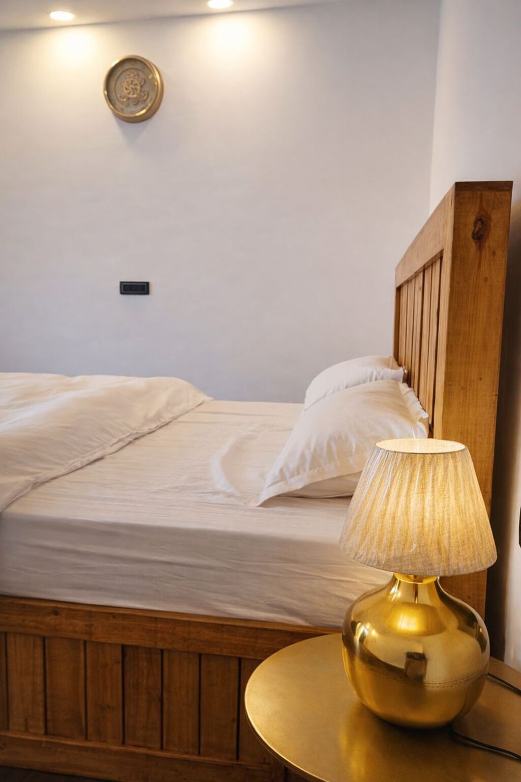 3 bedrooms, free WiFi, bed sheets, wheelchair access