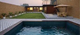 Mud Meadows - Peace and Tranquility 3br Farm With Pool