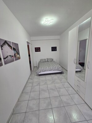 1 Schlafzimmer, Internetzugang, Bettwäsche