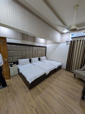 Deluxe Double Room, City View