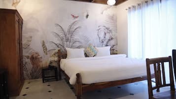 Deluxe Room | Desk, laptop workspace, free WiFi