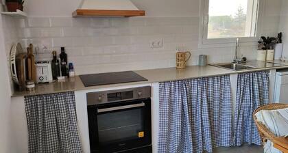 Mas Mido Century-old Farmhouse in Deltebre