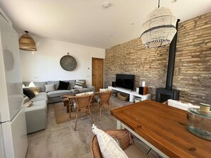 Dining - Mas Mido Century-old Farmhouse in Deltebre (Sant Jaume d'Enveja)