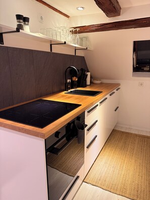 Fridge, oven, stovetop, dishwasher - Waldruhe Bad Steben (Bad Steben)