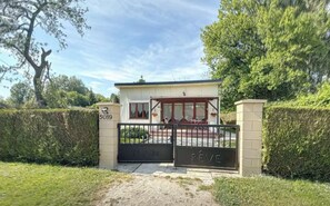 Exterior - Gîte marais Audomarois, pedestrian/boat access (Tilques)
