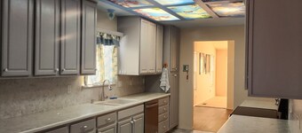 Nice 3-bedroom + office, 3 bath, LG 3 car garage, house in Spanish Springs, NV