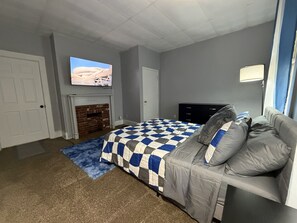 2 chambres, fer et planche à repasser, Wi-Fi, draps fournis