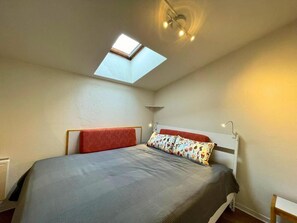 2 bedrooms - 100m from shops, 8th floor, balcony, tv, 50m², Les Menuires (Les Menuires)