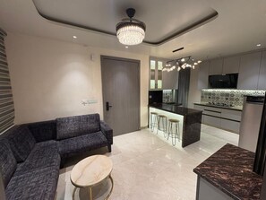 Living area - Luxury Sangam Homestay (Prayagraj)