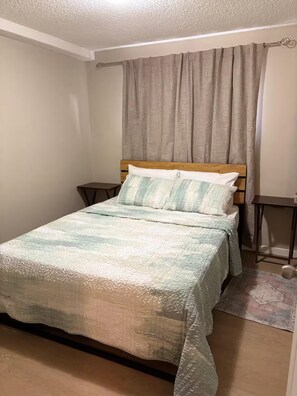 2 chambres, fer et planche à repasser, Wi-Fi, literie fournie