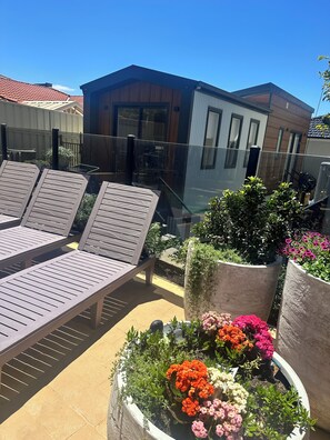 Terrace/patio - Cosy retreat near Marina and beach.Prvate deck bbq and access to Inground pool (Shell Cove)