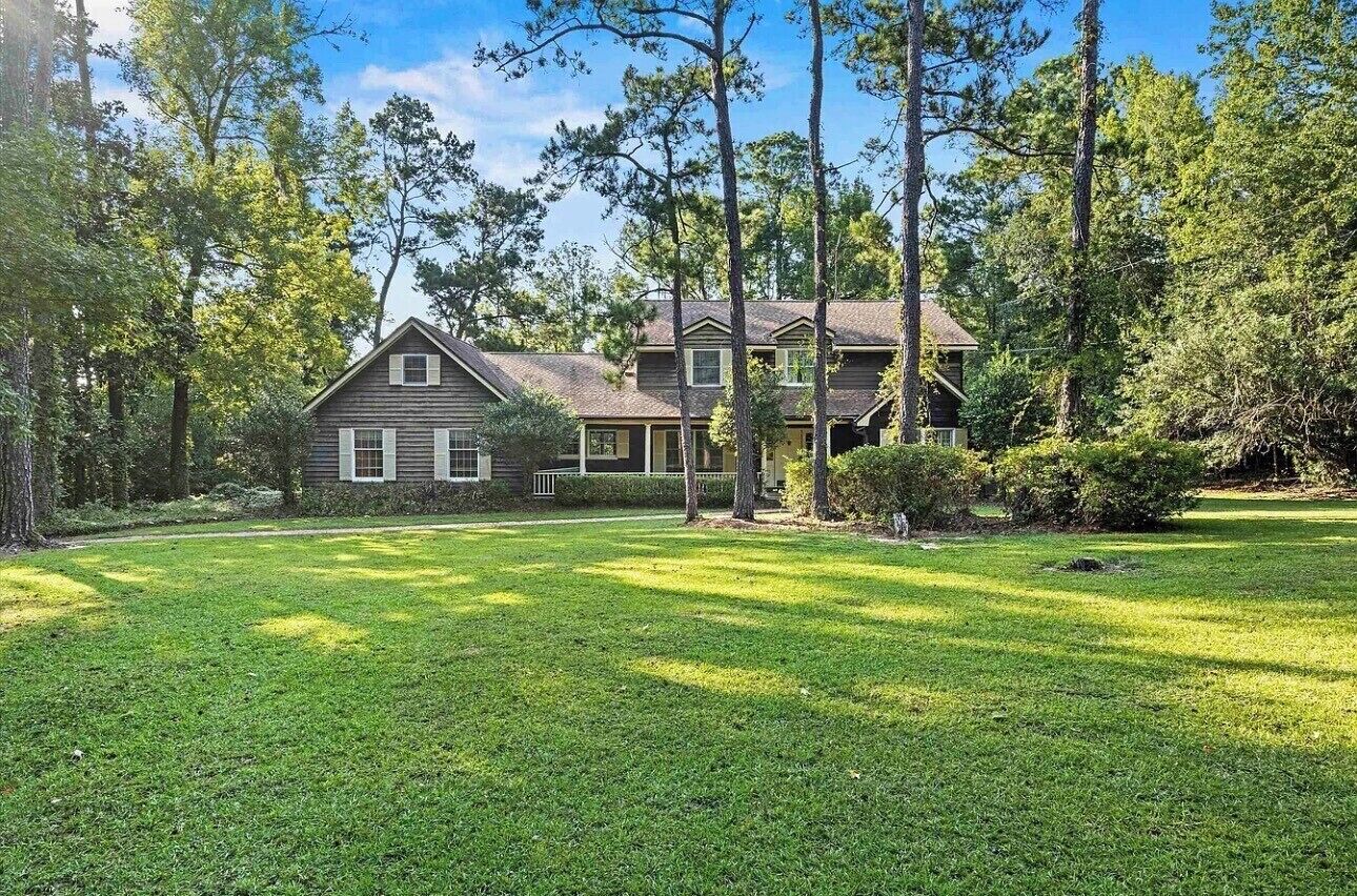 13 acres setting