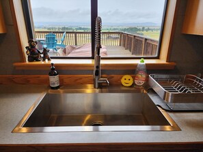 Interior - Elbow Creek Lodge-Extraordinary 360 degree views (Livingston)