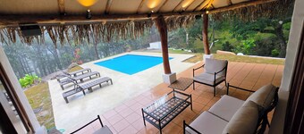 Heated Pool - 4 bedroom Cottage , Pool Table