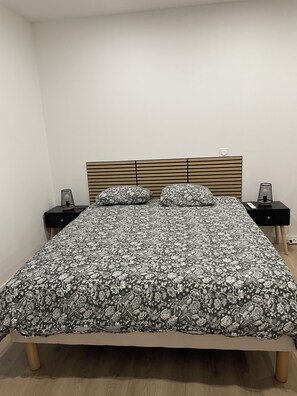 WiFi, bed sheets - NEW STUDIO FOR COUPLE - FULLY EQUIPPED - CENTER CARCASSONNE (Carcassonne)