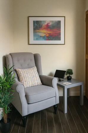 Dining room - 25 Ellwood path (Cardiff)