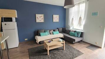 Townhome, Patio | Free WiFi