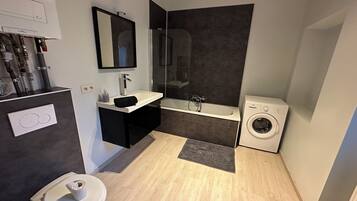 Townhome, Patio | Bilik Mandi