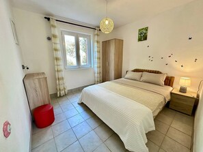 Grand Apartment, Sea View - Ceres  Apartments (Utjeha)