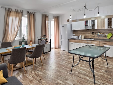 Panoramic Penthouse, Sea View | Iron/ironing board, free WiFi. Ceres Apartments