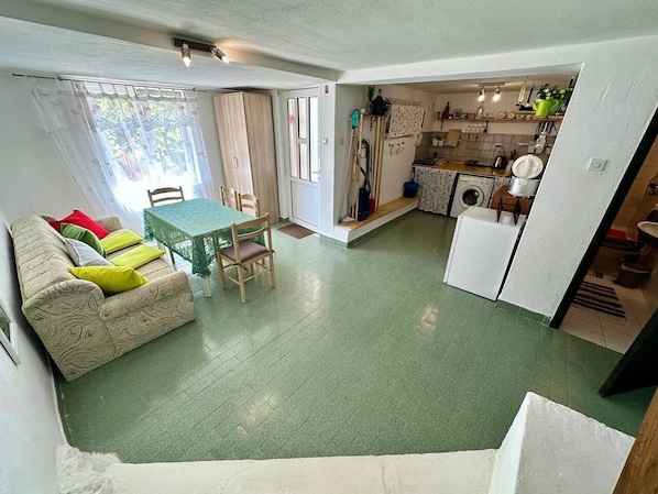 Iron/ironing board, free WiFi - Ceres  Apartments (Utjeha)